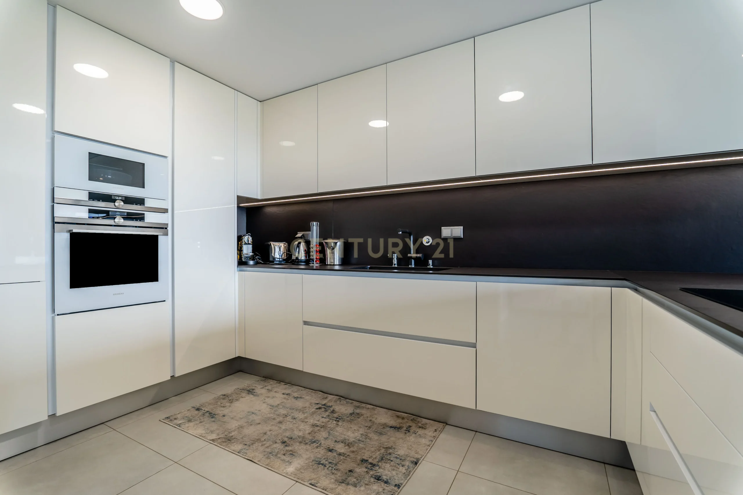 10a_2f69e1ac-9d69-4a3f-8f21-74e838e4e8fe