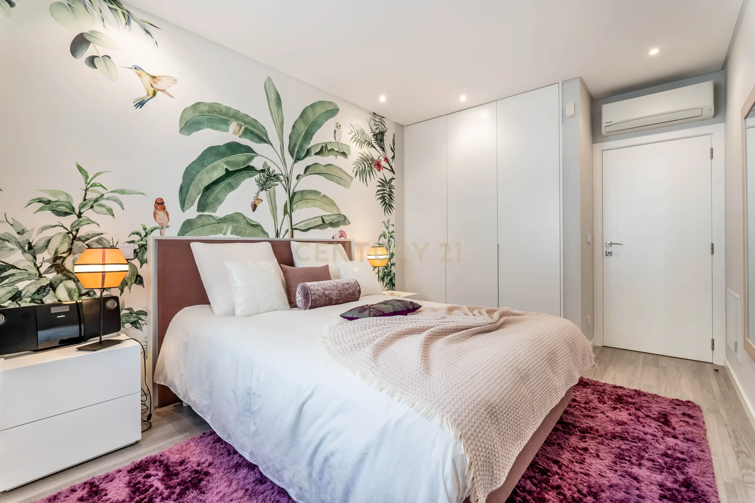 17_04bef590-2dbc-4aab-a80f-28d66bc003a7