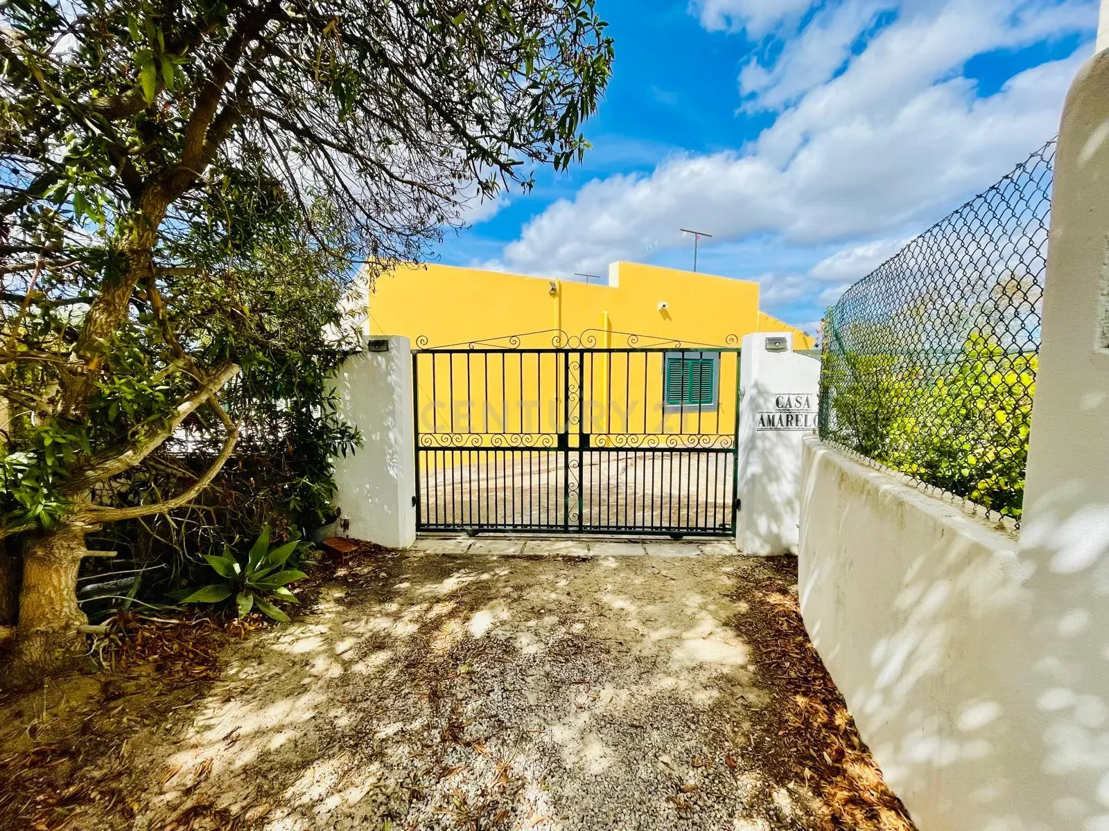 2_89ab8e6b-0e83-42b6-8a9d-699e53de5d2a