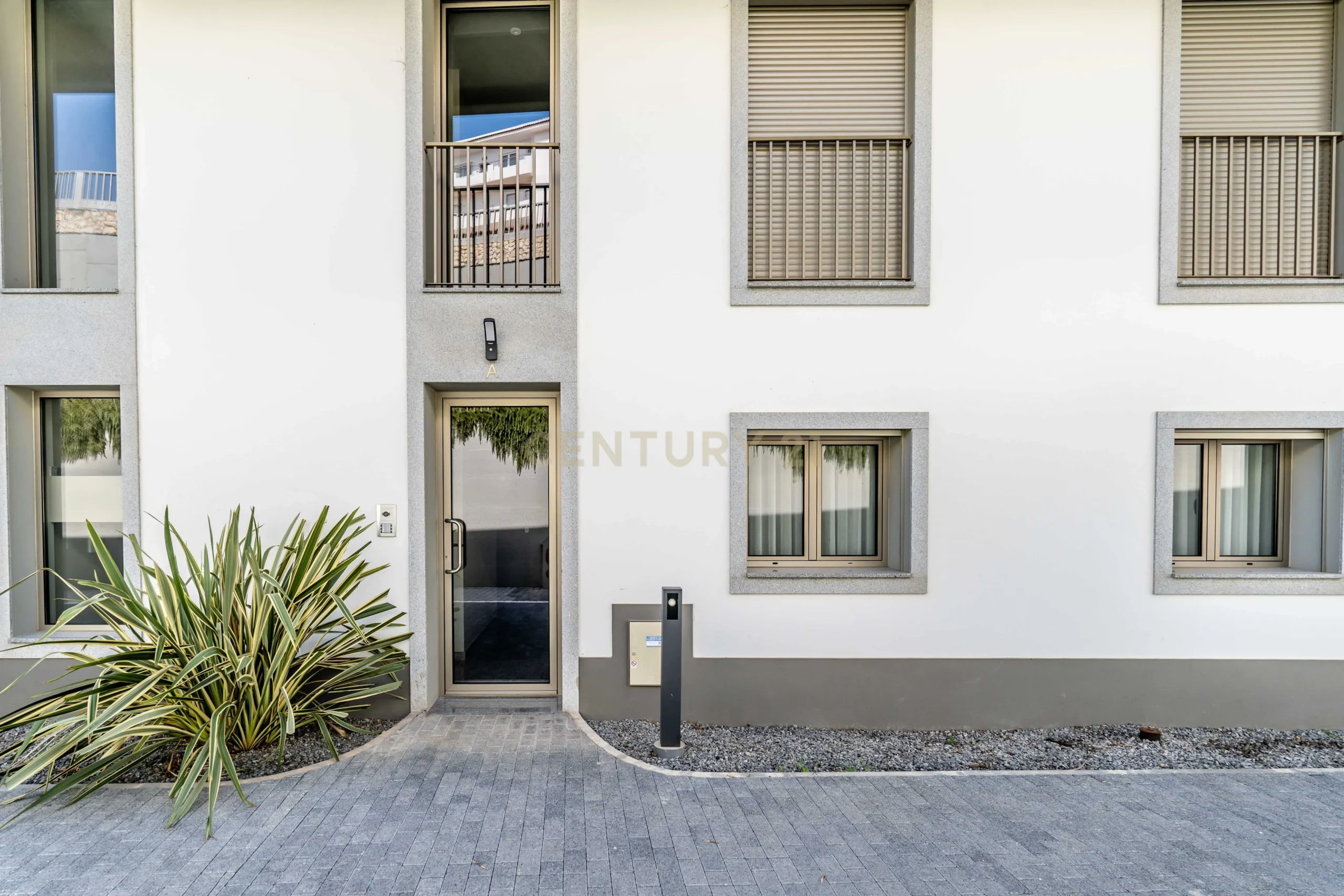 33_d9e6efb3-3a4b-4ece-8e10-56f956892c59