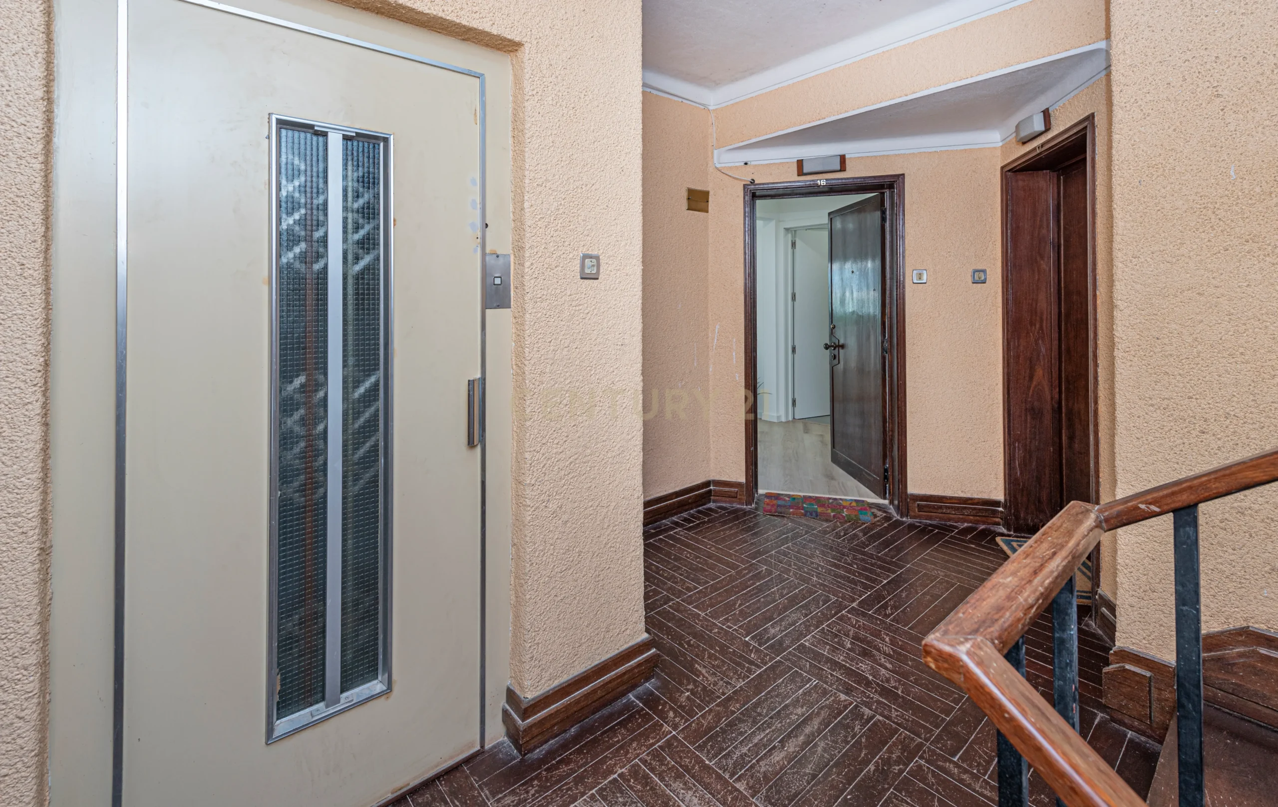 -dsc2571_76c255b3-e554-48e4-a097-f04484cd8e33