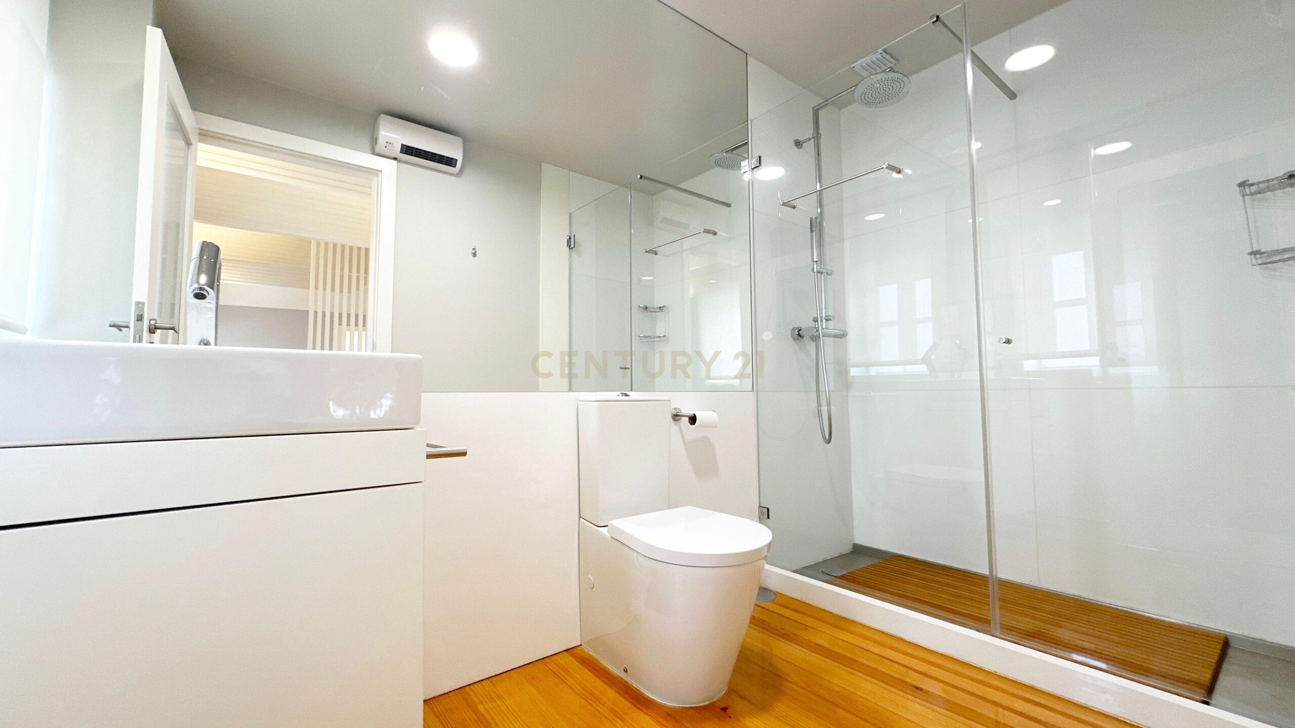 image00035_a6dbc67a-2c78-49f2-a7c9-8c0d3fde0cb7