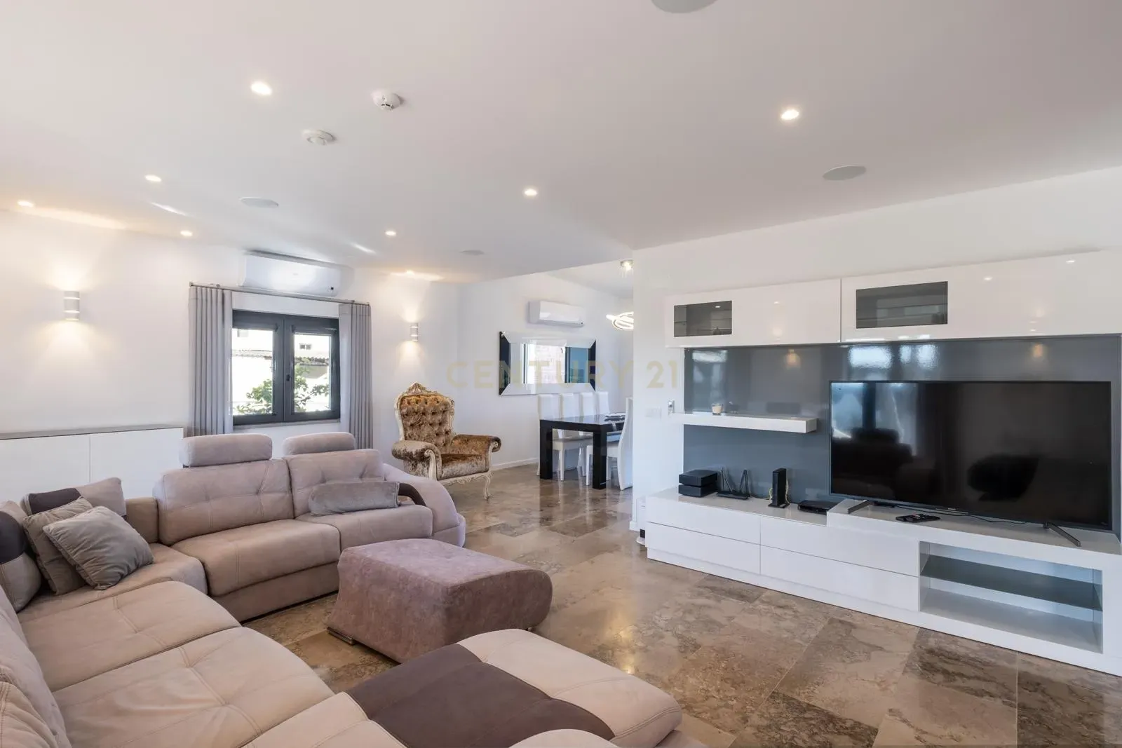 imagem-whatsapp-2025-01-07-as-21-32-04-68d3c8dc_840d7251-ca0b-4db0-b2f3-26cb39d09e80