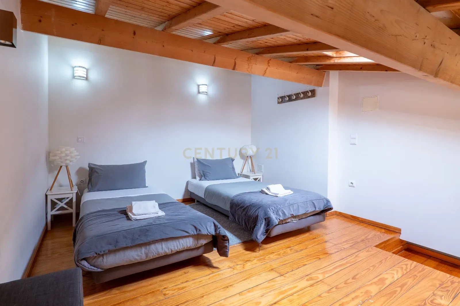 WhatsAppImage2025-10-24at10.43.57(18)