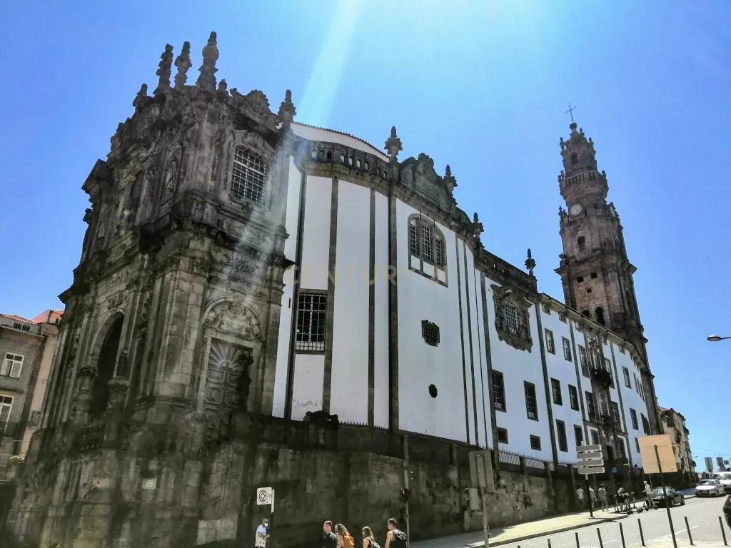 Apartamento T3 em Massarelos - imagem 25