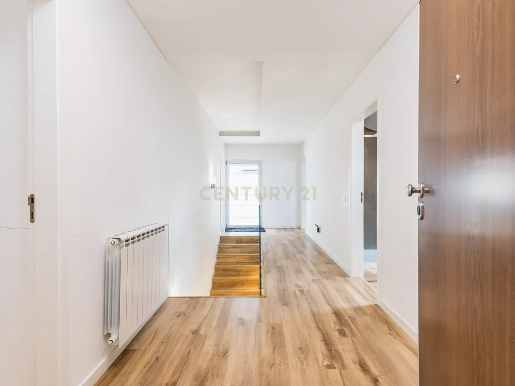 Apartamento T4+ em Azoia - imagem 16