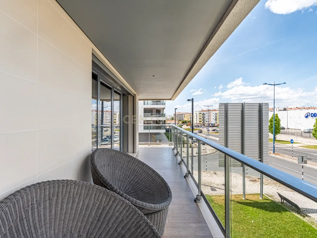 Apartamento T4+ em Afonsoeiro - imagem 07