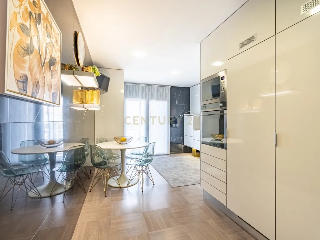 Apartamento T4+ em Afonsoeiro - imagem 14