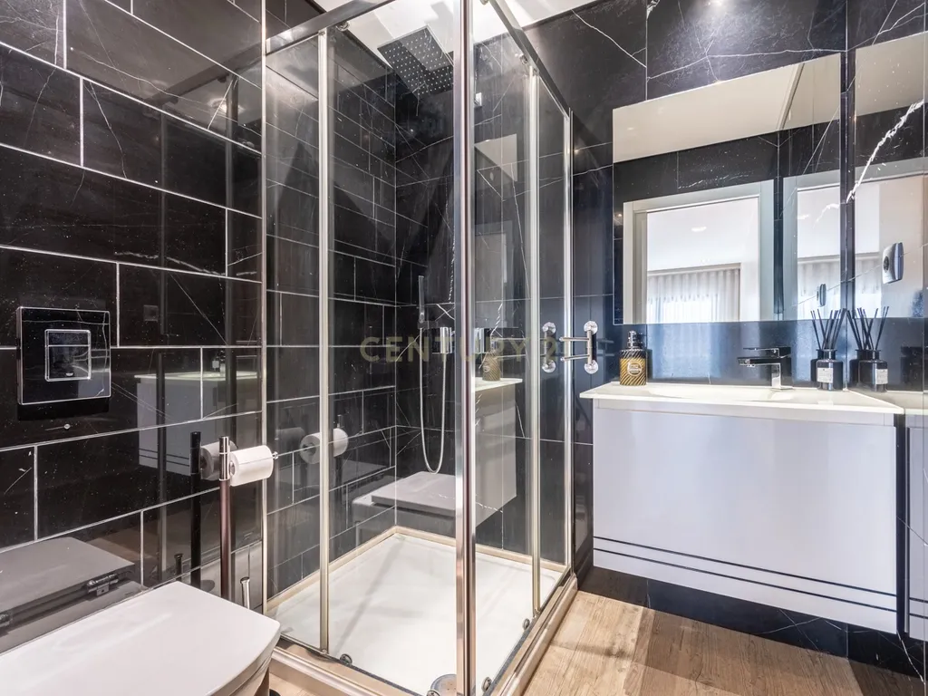 Apartamento T4+ em Afonsoeiro - imagem 29