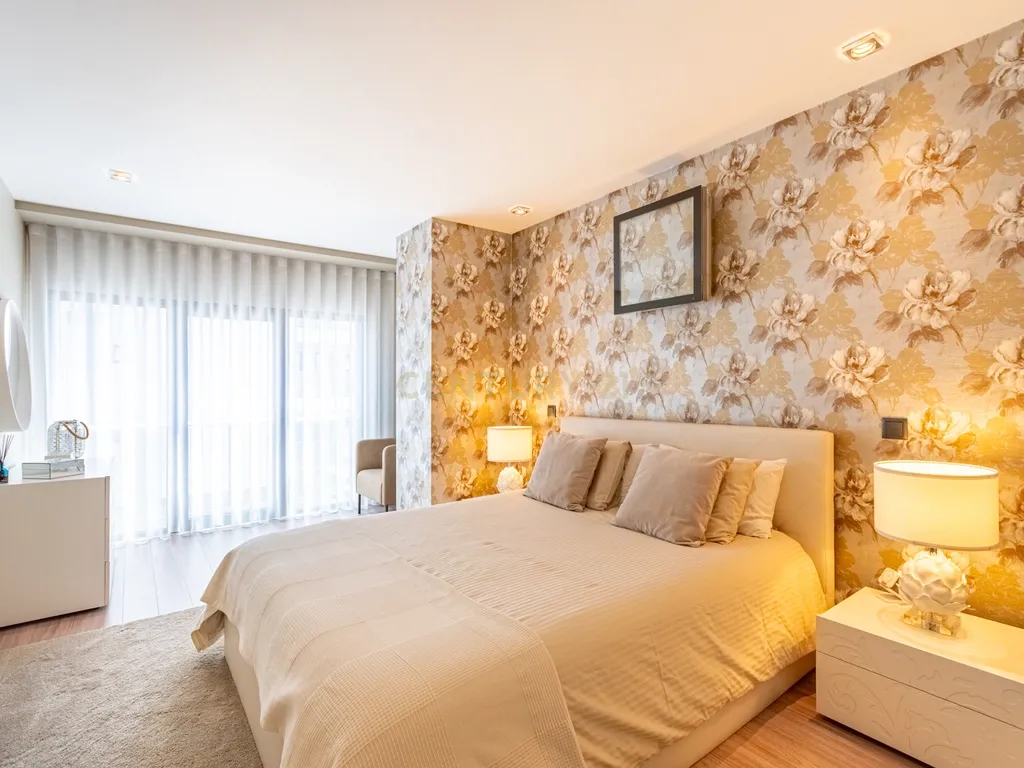 Apartamento T4+ em Afonsoeiro - imagem 31
