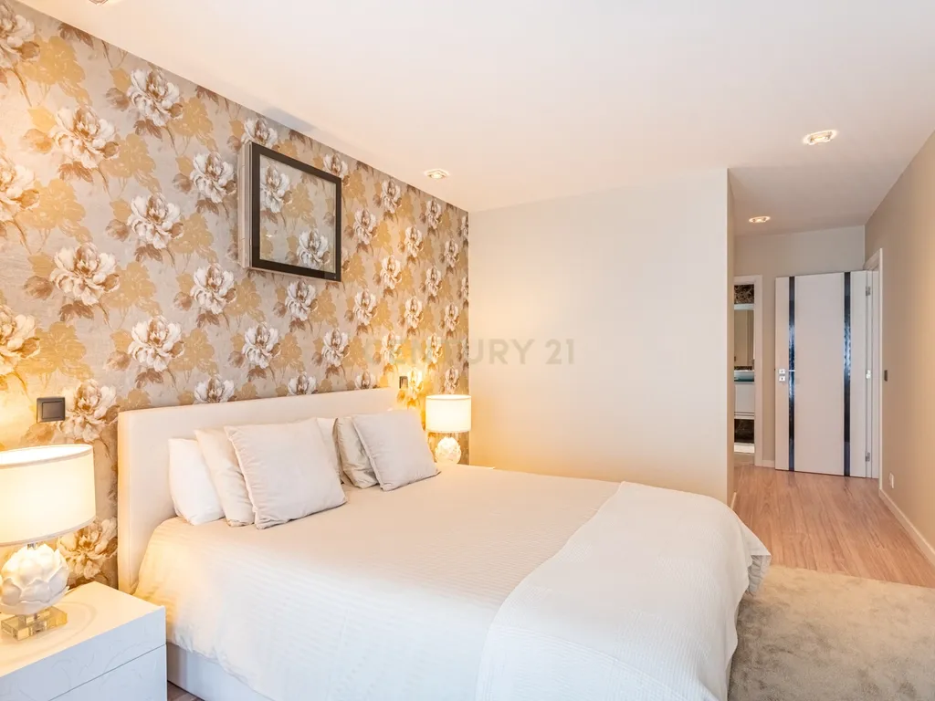 Apartamento T4+ em Afonsoeiro - imagem 32