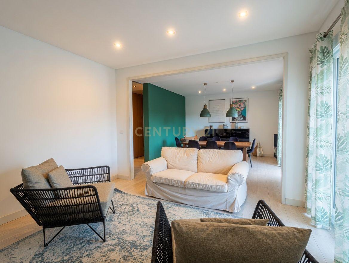 Apartamento T5 renovado em Santo António dos Olivais, Coimbra - imagem 16