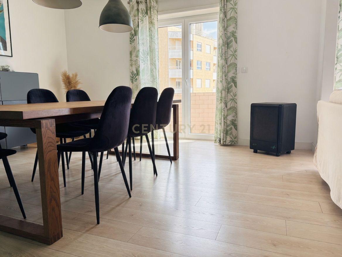 Apartamento T5 renovado em Santo António dos Olivais, Coimbra - imagem 18