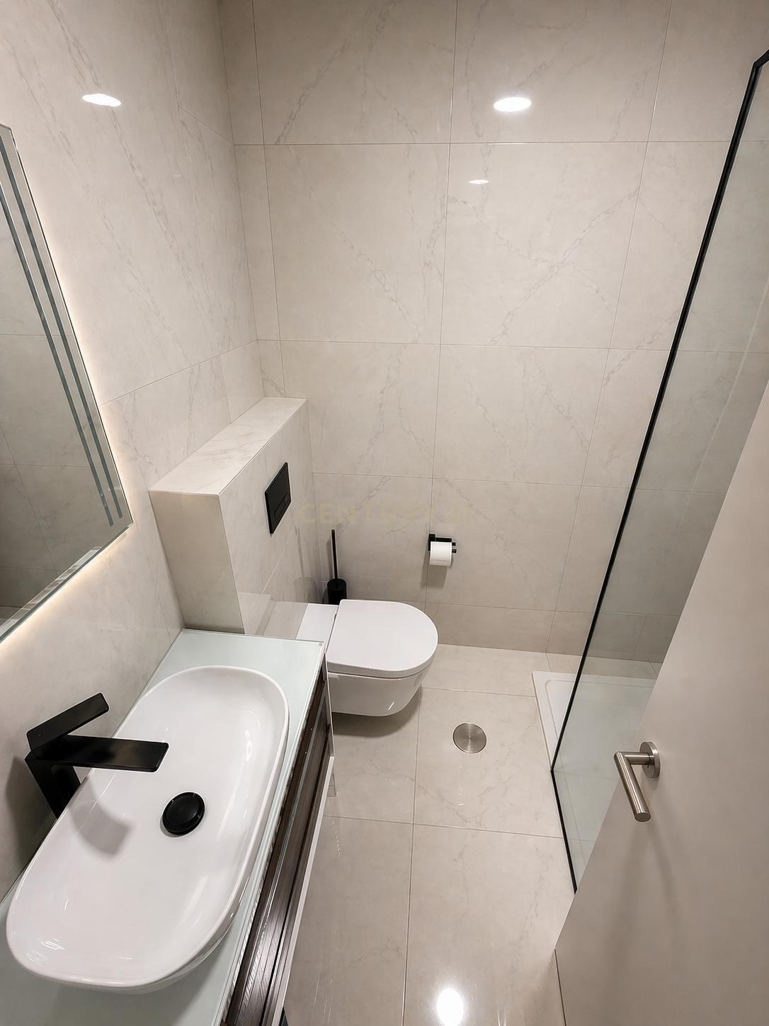 Apartamento T5 renovado em Santo António dos Olivais, Coimbra - imagem 33