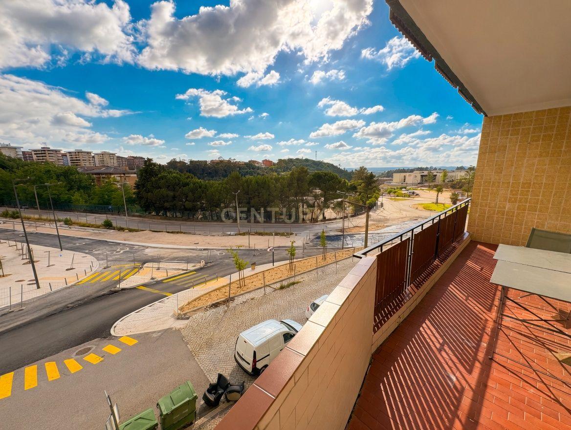 Apartamento T5 renovado em Santo António dos Olivais, Coimbra - imagem 34