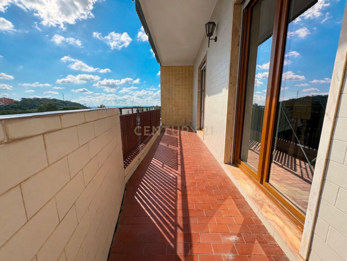 Apartamento T5 renovado em Santo António dos Olivais, Coimbra - imagem 35
