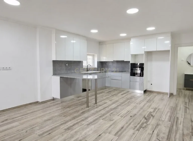 Loja convertida em apartamento. Oportunidade única! - imagem 1