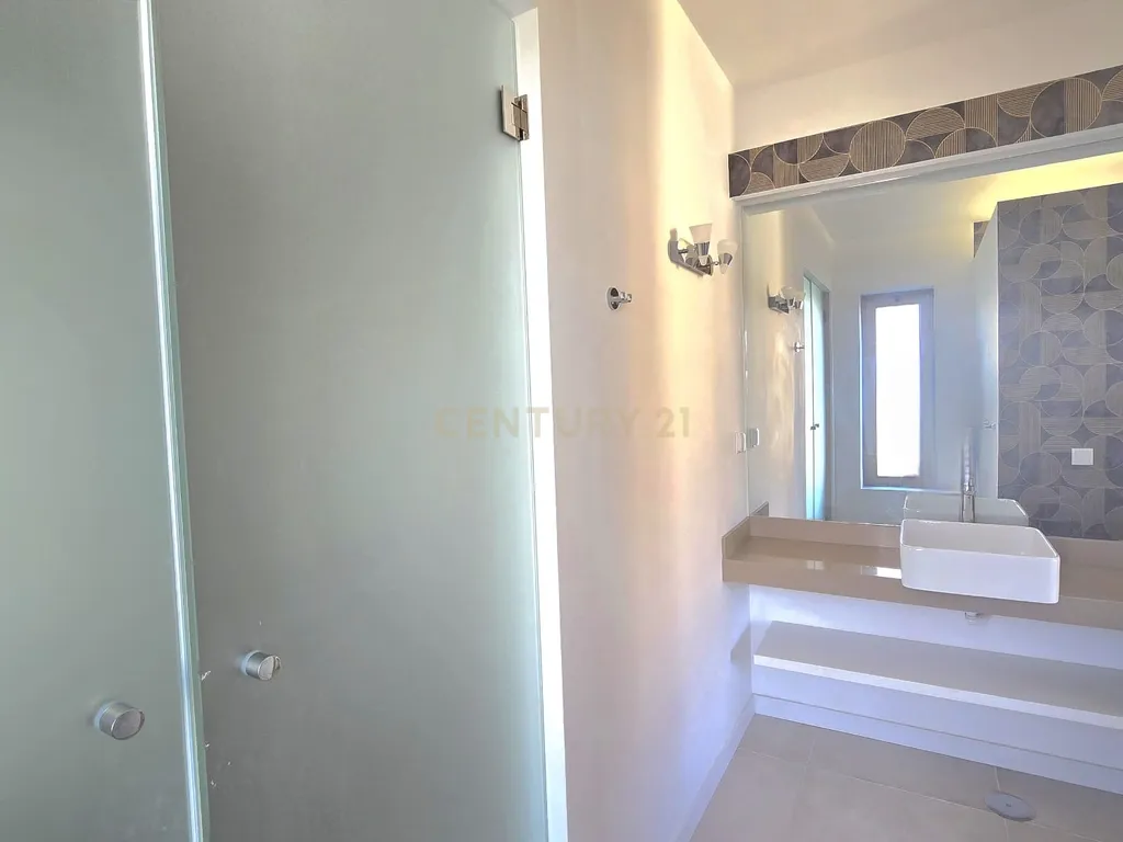 Apartamento T2 no Condomínio Oasis Mar – Exclusividade, Conforto e Vista Mar - imagem 14