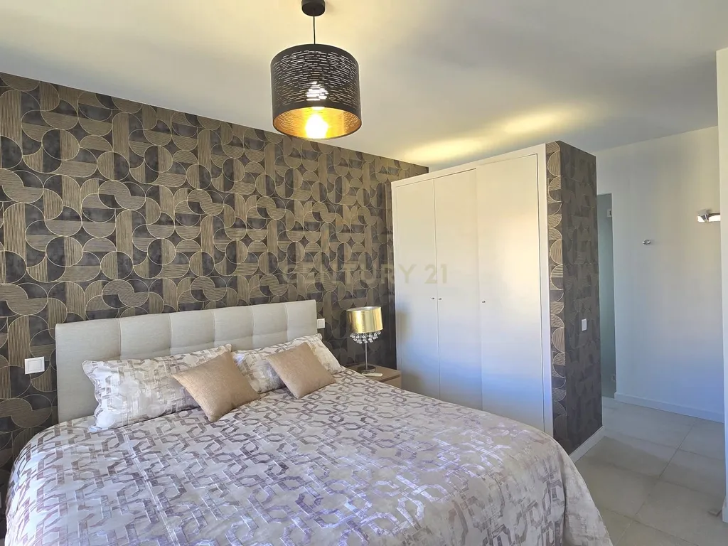 Apartamento T2 no Condomínio Oasis Mar – Exclusividade, Conforto e Vista Mar - imagem 24