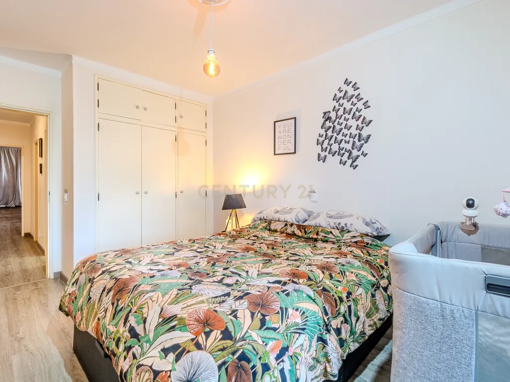 Apartamento T2 renovado, em Faro - imagem 14