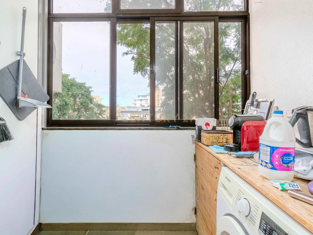 Apartamento T2 renovado, em Faro - imagem 19