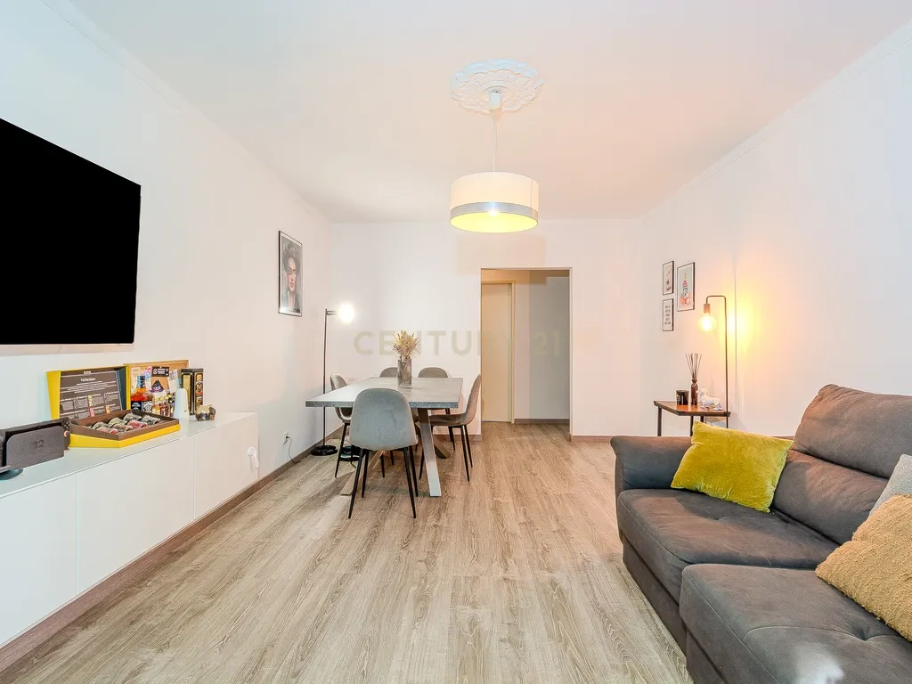 Apartamento T2 renovado, em Faro - imagem 3