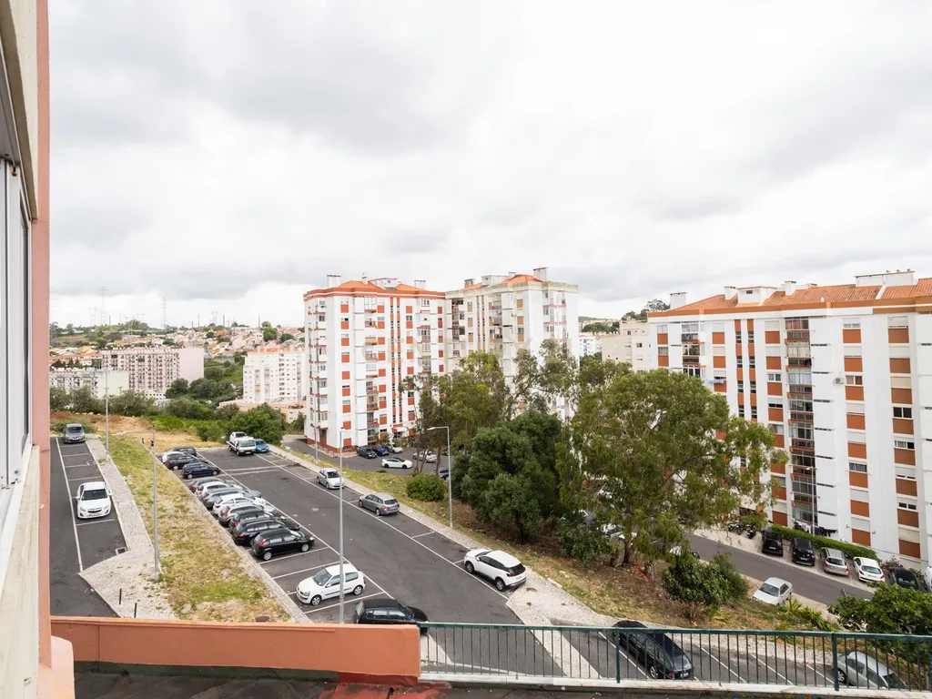 T2 para Venda em Monte Abraão - imagem 27