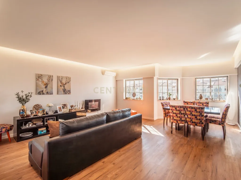 Apartamento T3 em Condomínio Privado | Alapraia, Cascais - imagem 2