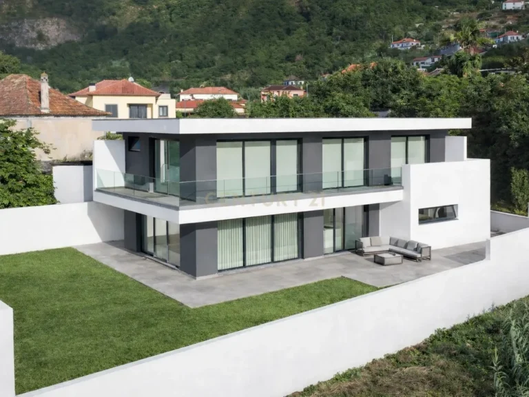 Moradia T3 em Portugal - imagem 01