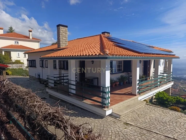 Moradia T4+ em Guardão - imagem 01