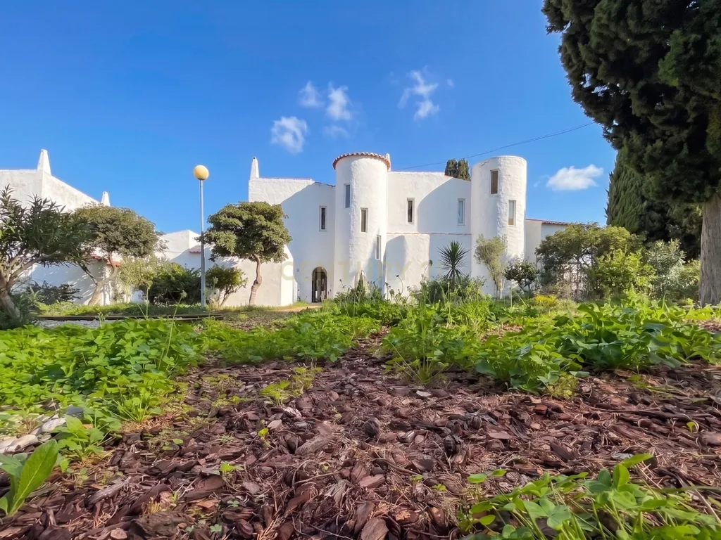 Moradia T3 em Renovação no Exclusivo Aldeamento Vila Senhora da Rocha – Armação de Pêra - imagem 2