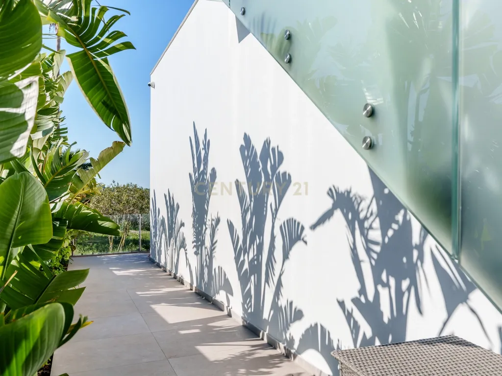 Moradia de Luxo em Lagos com Vista Mar, Piscina Aquecida e Rooftop Exclusivo - imagem 30