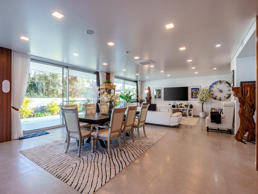 Moradia de Luxo em Lagos com Vista Mar, Piscina Aquecida e Rooftop Exclusivo - imagem 9