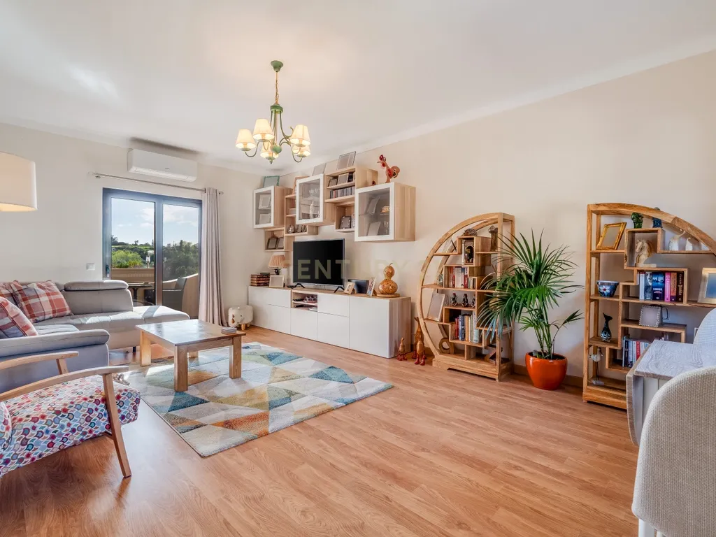 REFÚGIO EXCLUSIVO NA PENINA COM PISCINA, JARDIM E TERRENO - imagem 27