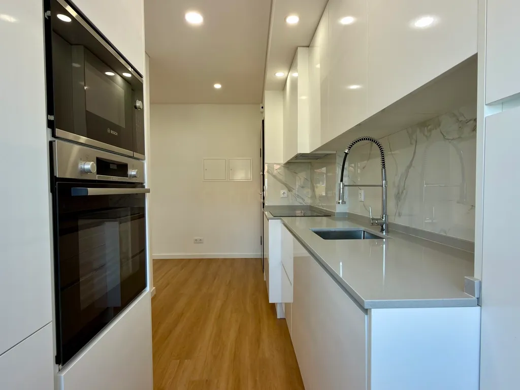 Apartamento T2+1 duplex remodelado na Cova da Piedade, Almada - imagem 6
