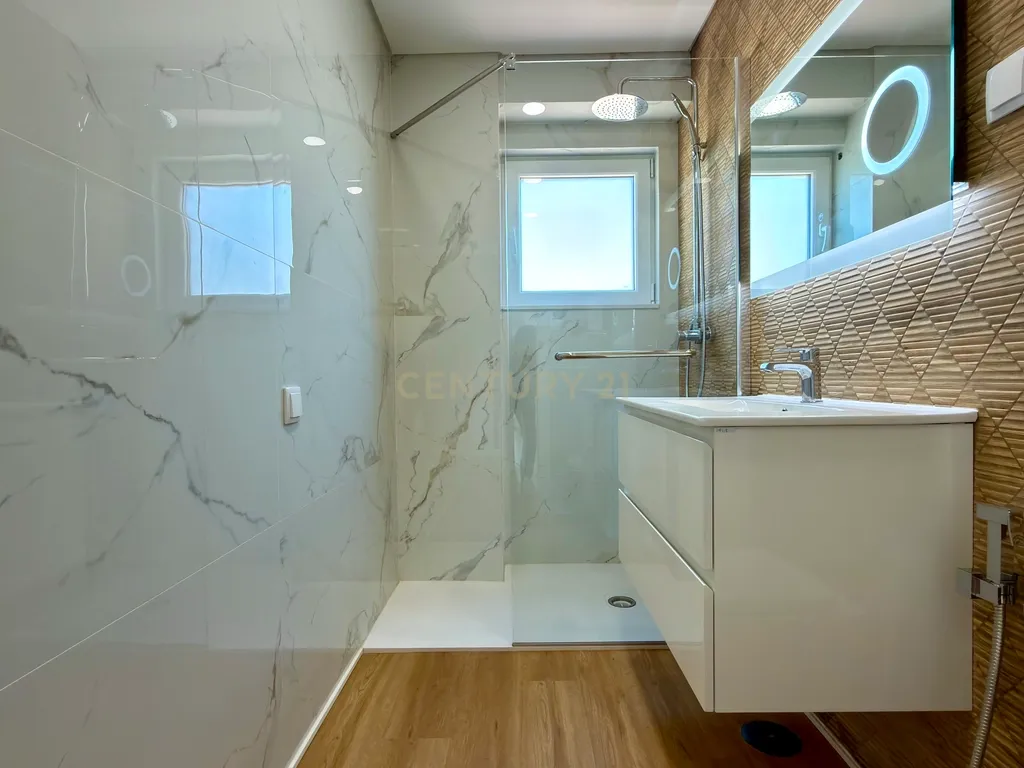 Apartamento T2+1 duplex remodelado na Cova da Piedade, Almada - imagem 16