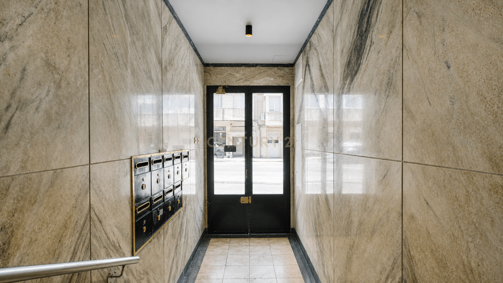 Apartamento T2 na Ajuda, Lisboa - imagem 33