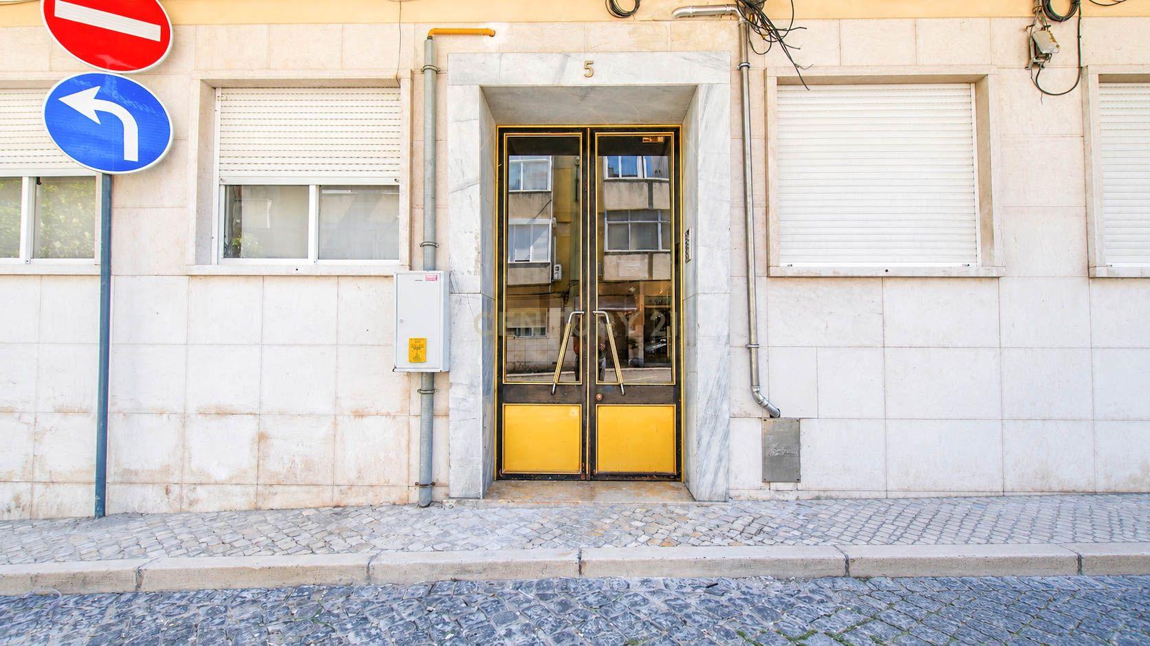 Apartamento T2 na Ajuda, Lisboa - imagem 34