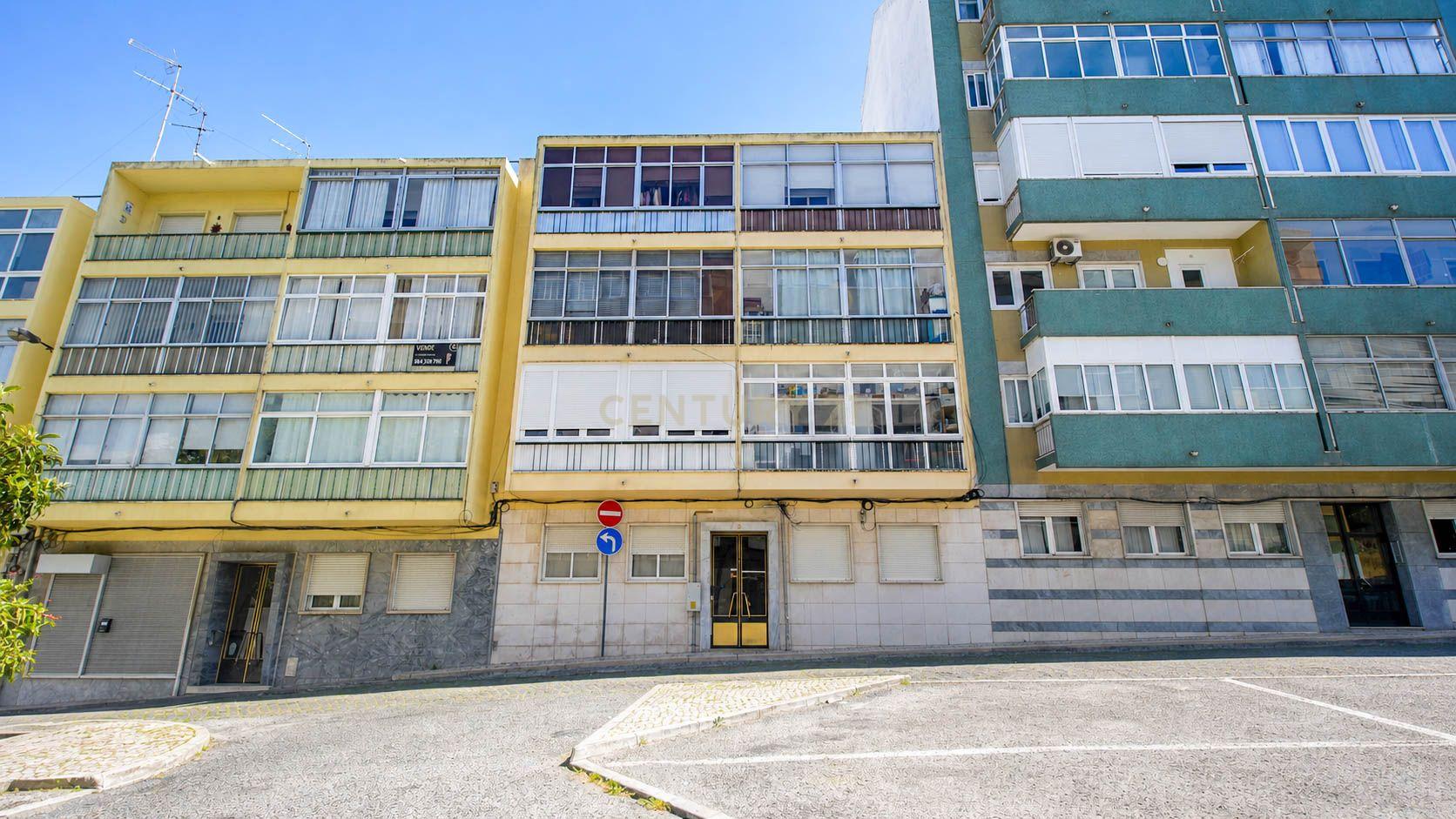 Apartamento T2 na Ajuda, Lisboa - imagem 35