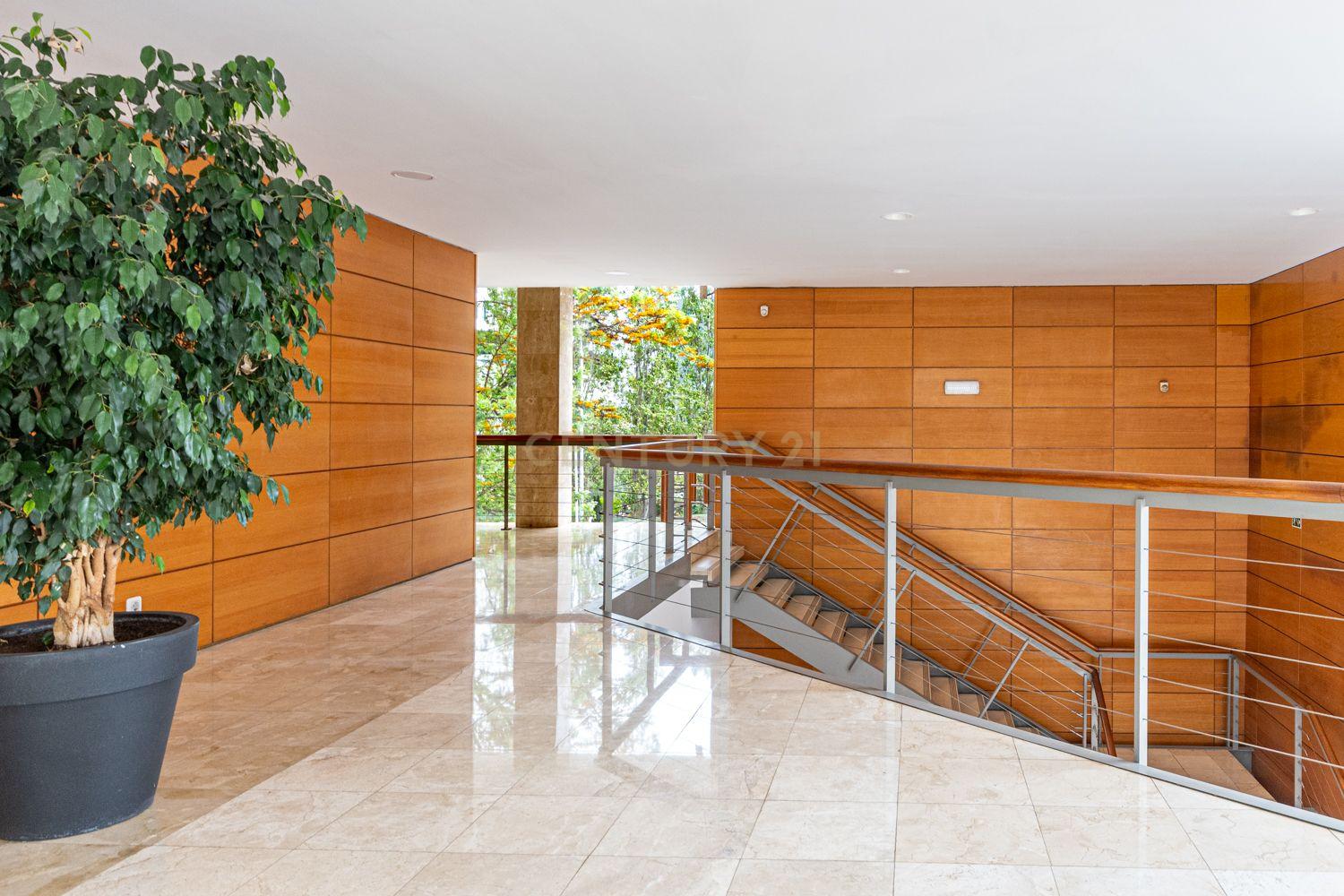 Apartamento T2 Twin Towers com Garagem - imagem 28