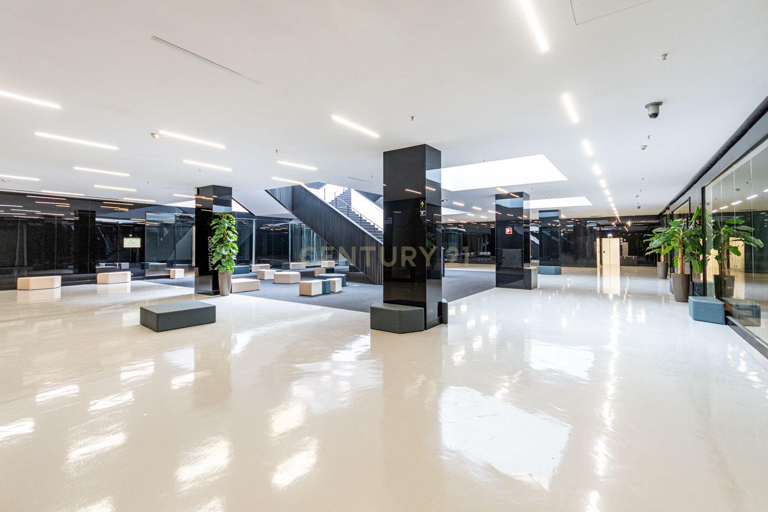 Apartamento T2 Twin Towers com Garagem - imagem 31