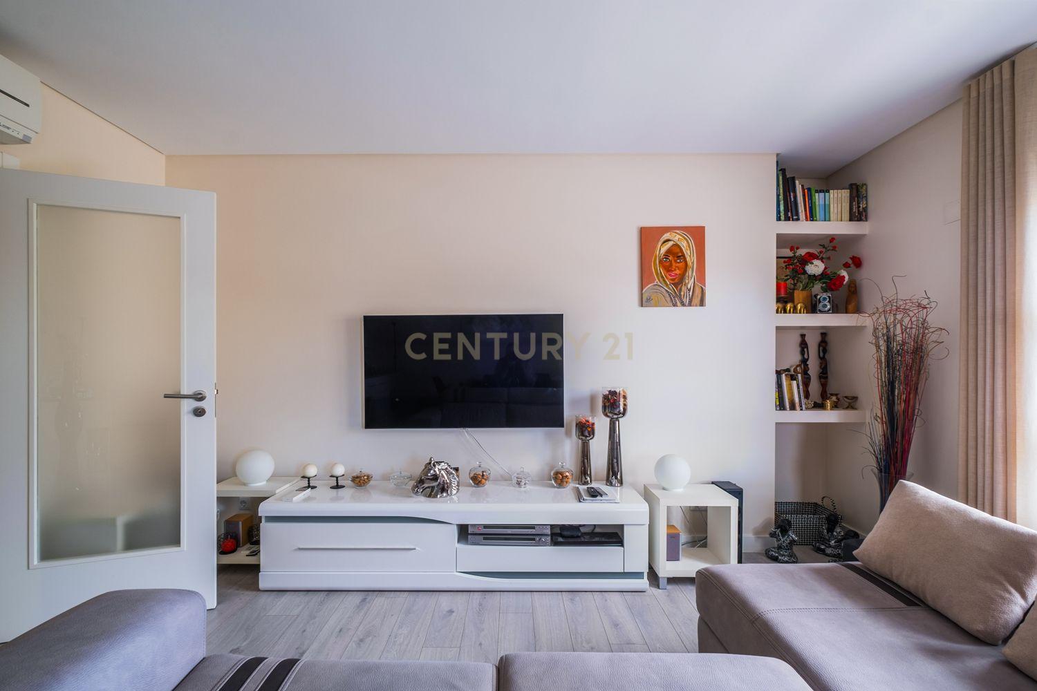 Apartamento T2 em São Domingos de Rana - Cascais - imagem 02