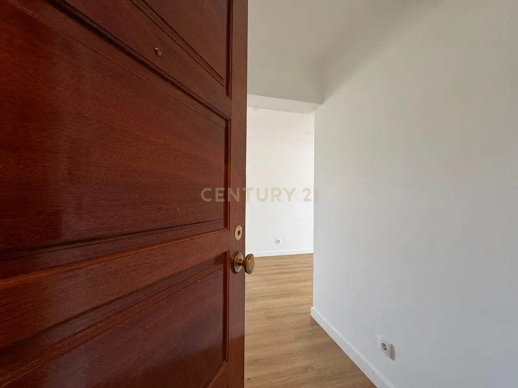 Apartamento T3 com vista rio na Póvoa de Santa Iria, Vila Franca de Xira - imagem 13