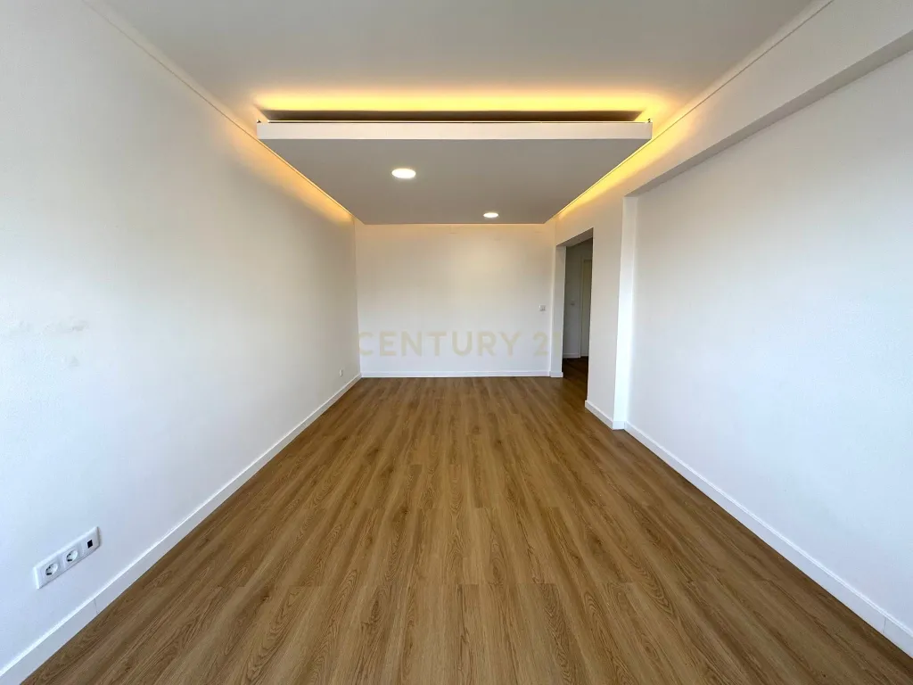 Apartamento T3 com vista rio na Póvoa de Santa Iria, Vila Franca de Xira - imagem 21