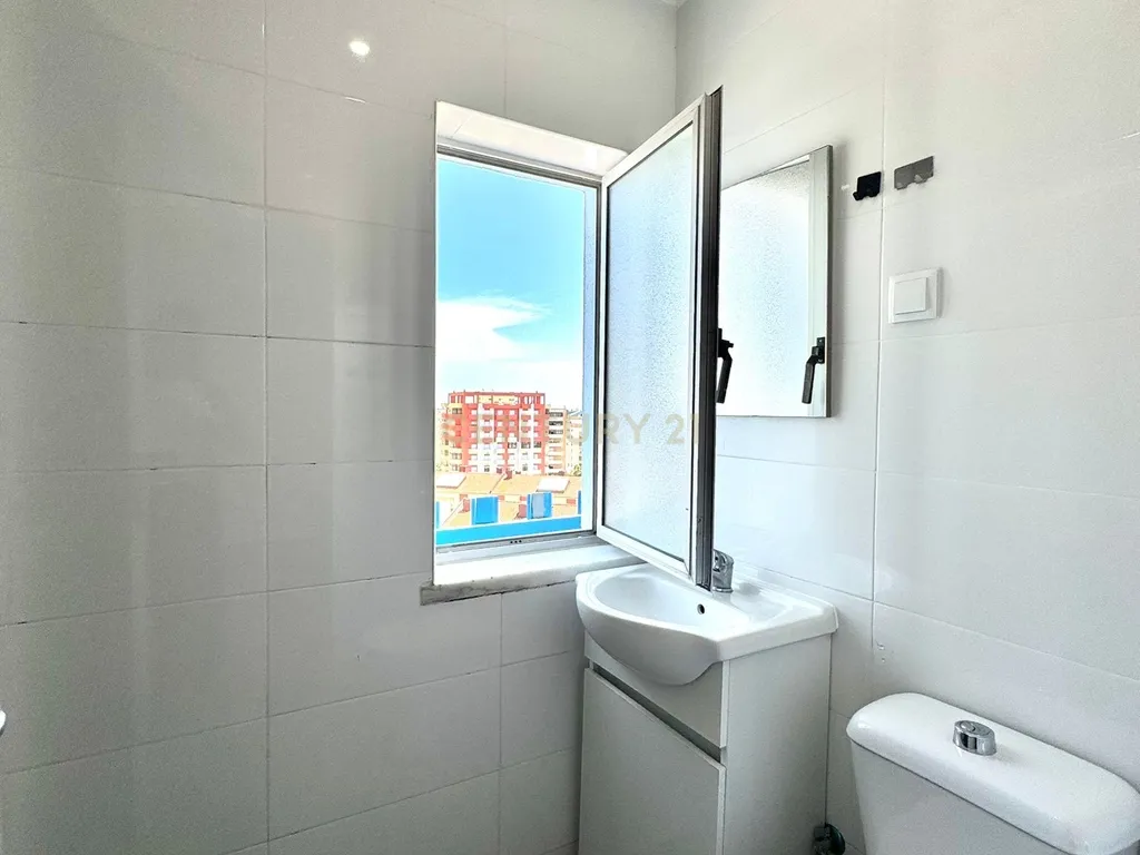 Apartamento T3 com vista rio na Póvoa de Santa Iria, Vila Franca de Xira - imagem 42