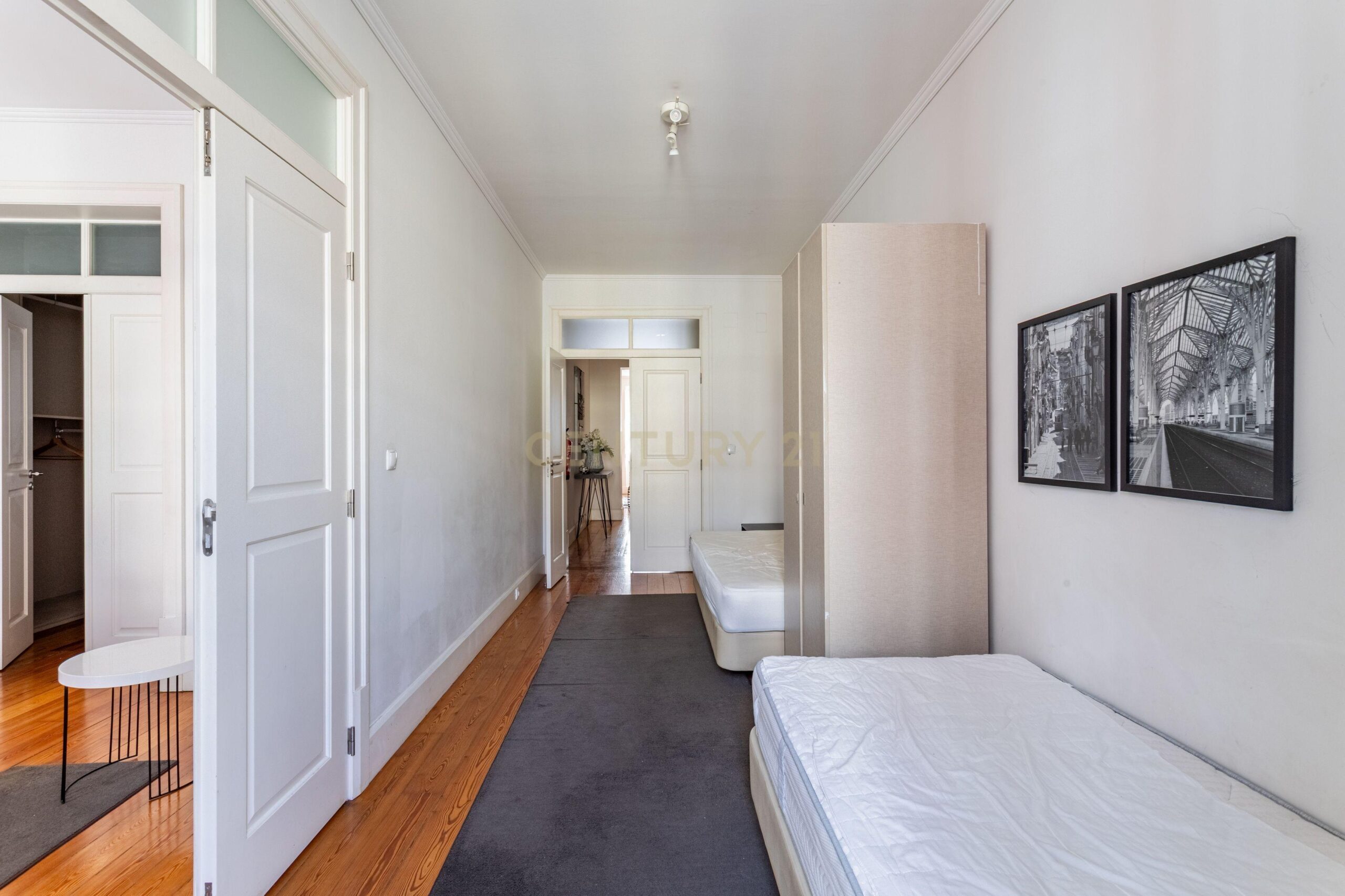 Apartamento T4 para venda com licença AL, na Baixa em Lisboa - imagem 08