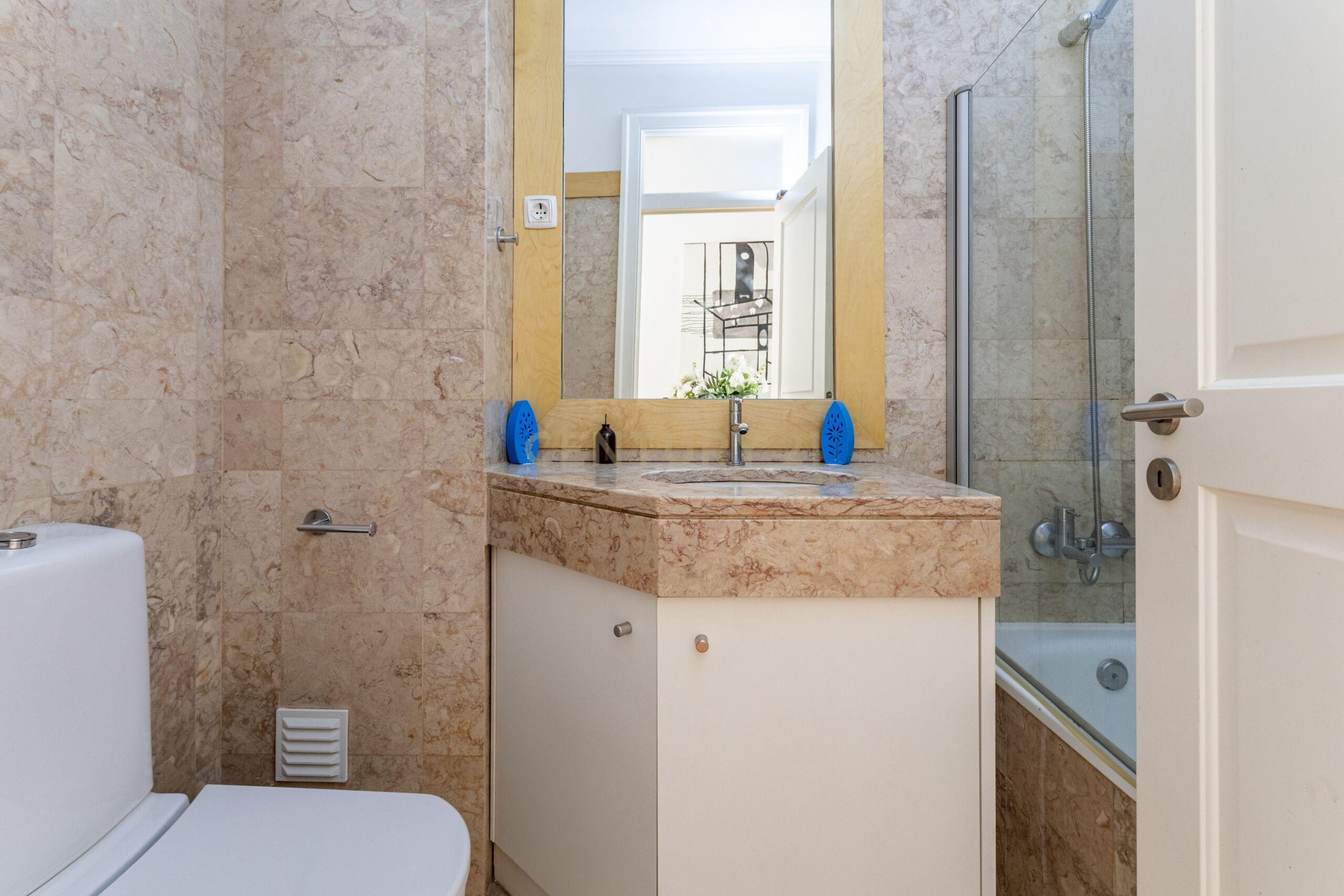 Apartamento T4 para venda com licença AL, na Baixa em Lisboa - imagem 10
