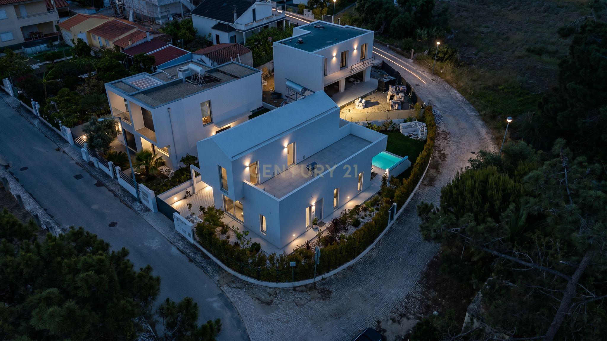 Moradia Exclusiva na Lagoa de Albufeira - imagem 01