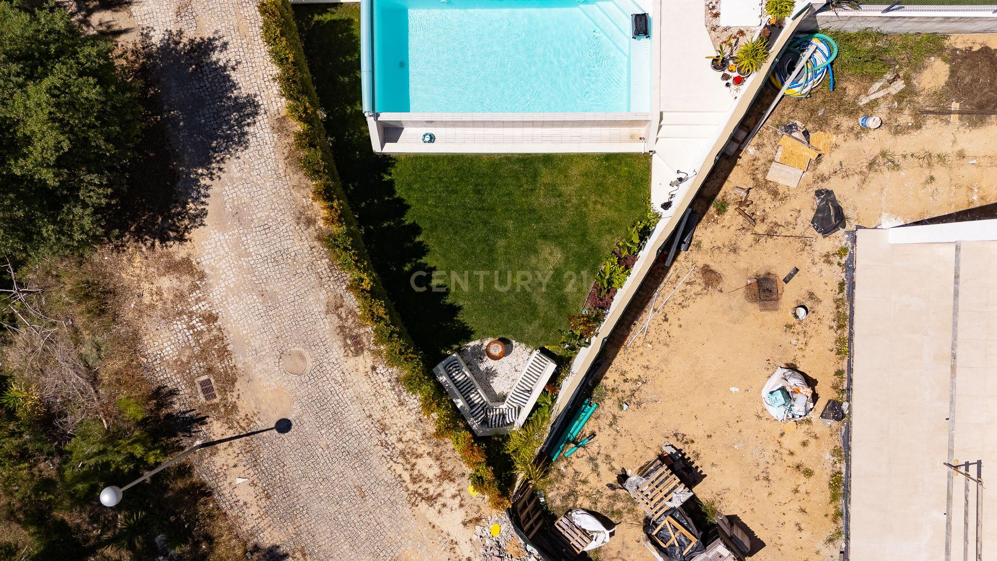 Moradia Exclusiva na Lagoa de Albufeira - imagem 03