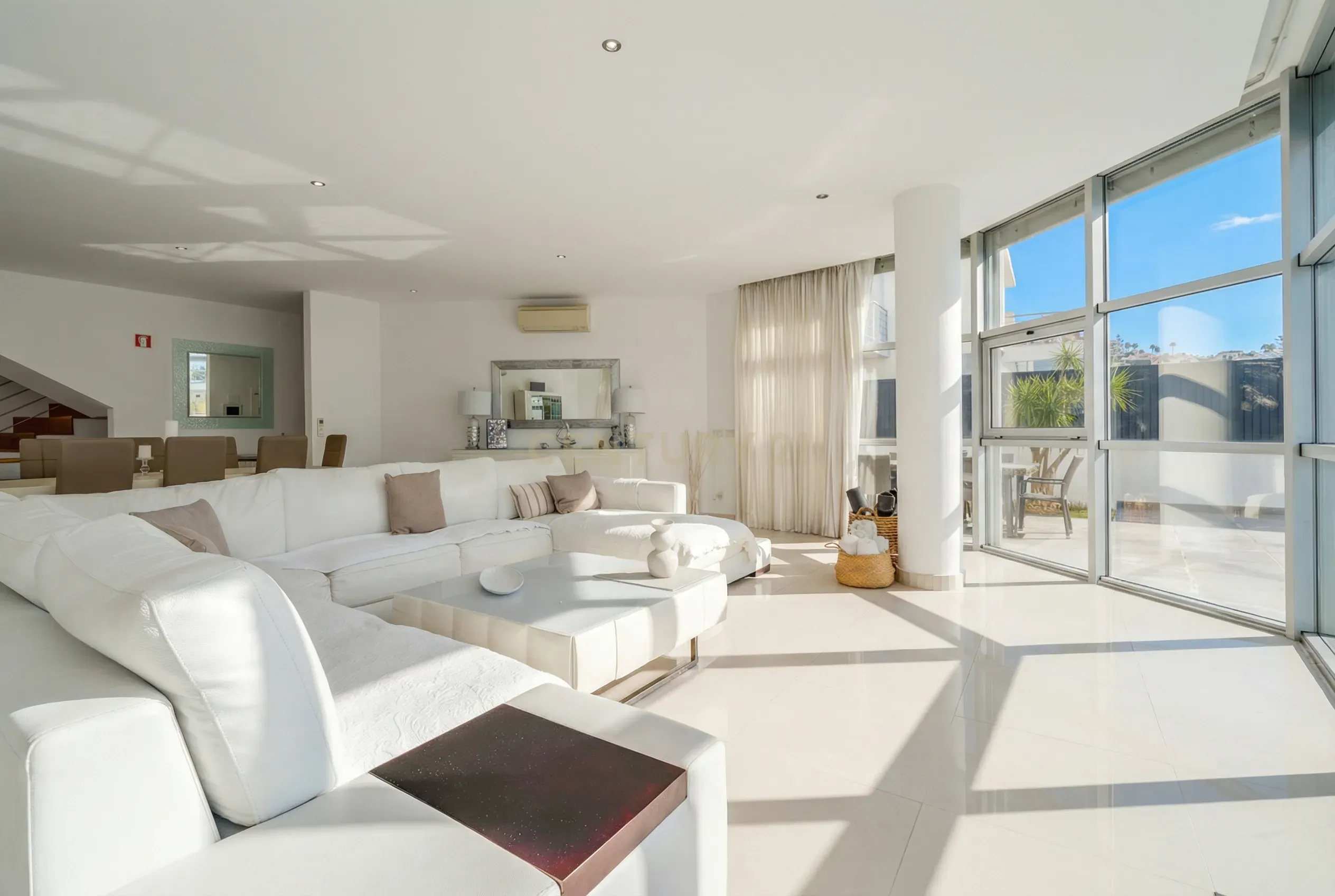 Moradia Contemporânea , com 5 quartos, na Marina de Albufeira. - imagem 07